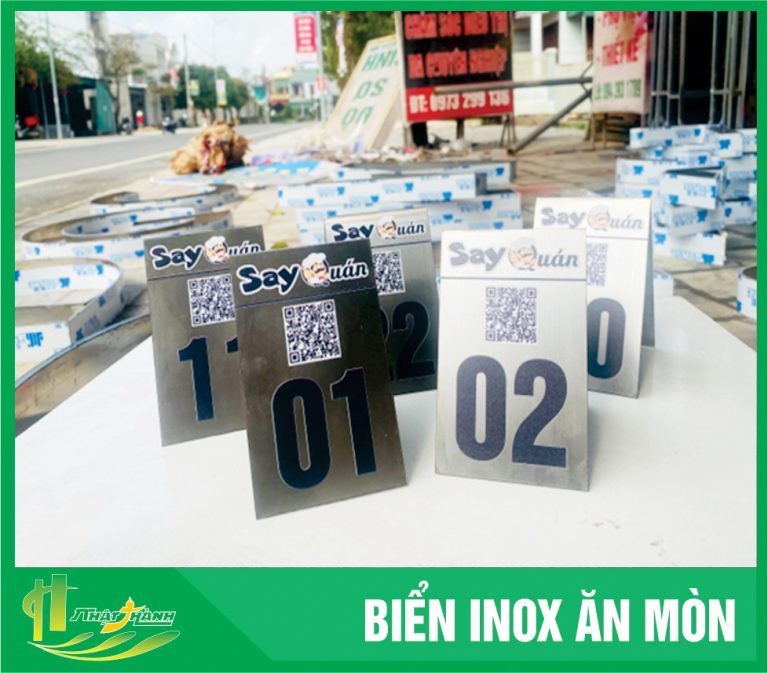 biển inox ăn mòn